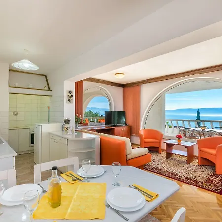 Mediterranes Mit Meerblick, Grill - Ab 14 Tagen Aufenthalt Eine Gratis Bootsfahrt * Novi Vinodolski